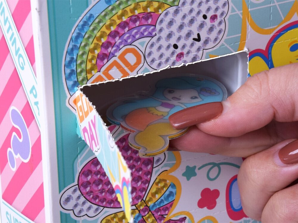 "Surprise Gem Keychains" DIY Diamond Painting Kit & 24-Day Surprise Blind Box for Kids (Ages 6+)