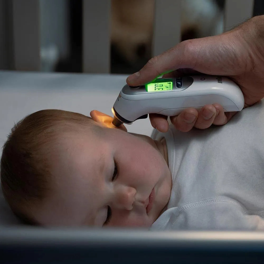 Braun ThermoScan 7+ Ear Thermometer (IRT6525) with Age Precision® & Night Mode
 IRT6525